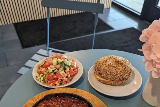 Crembo Bakery and Cafe
