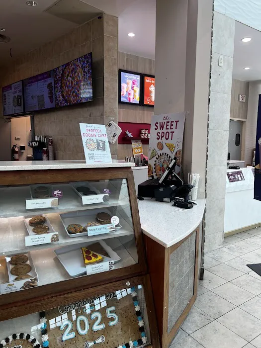 Citrus Cookie Corner Picture 1