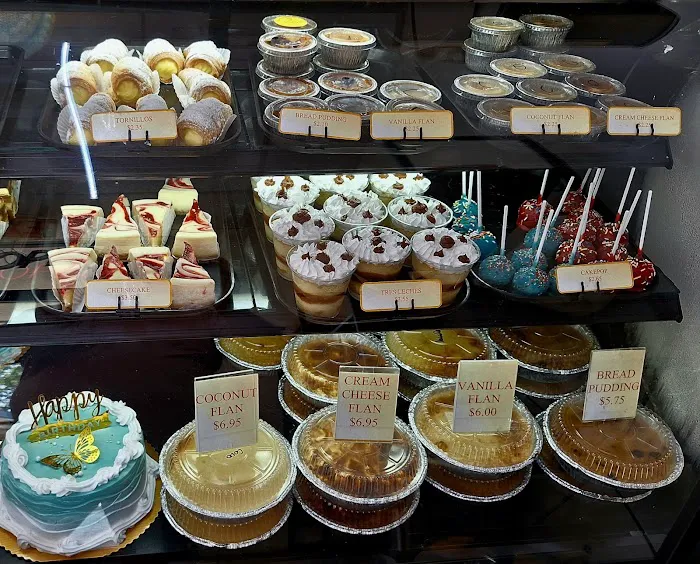 El Coqui Bakery Picture 10