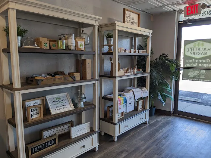 HaleLife Bakery & Bistro Picture 7