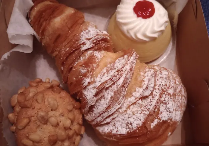 Joey's Italian Bakery Picture 4