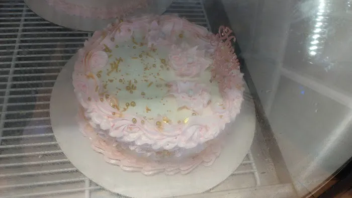 Curbelo's Bakery Picture 4