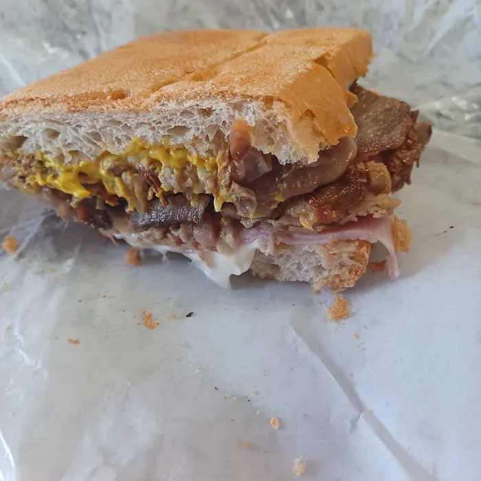 Curbelo's Bakery Picture 10