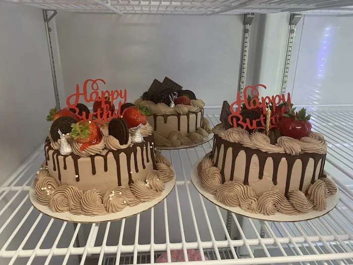 Curbelo's Bakery Picture 7