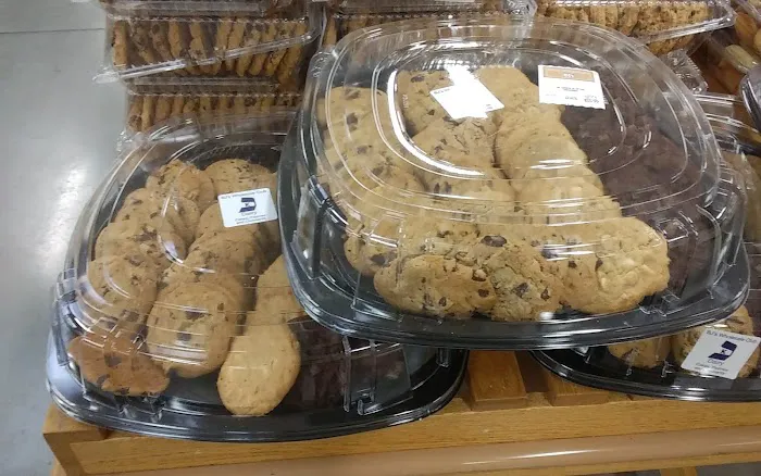 BJ's Bakery Picture 3