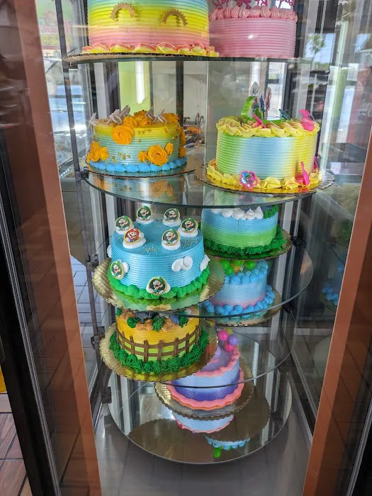 Maikel's Bakery Picture 5