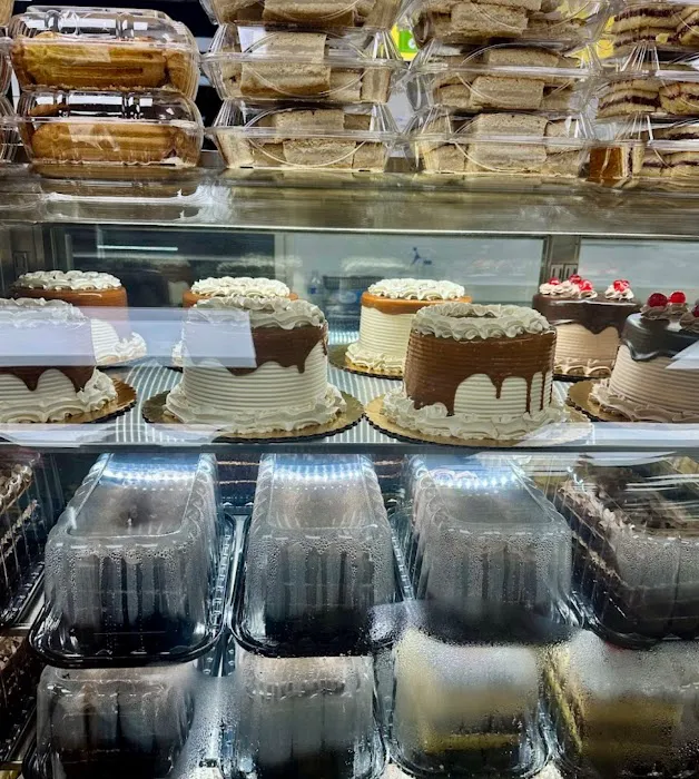 Maikel's Bakery Picture 9