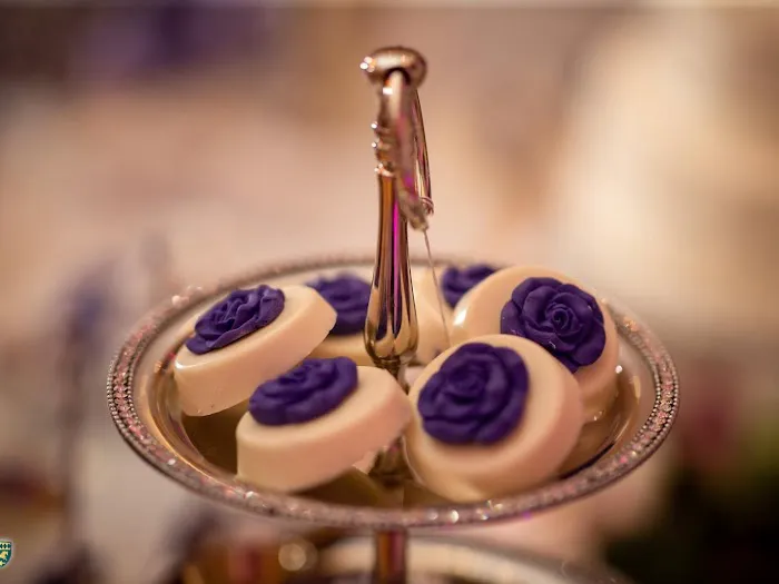 Danielle's Delicious Desserts Picture 1