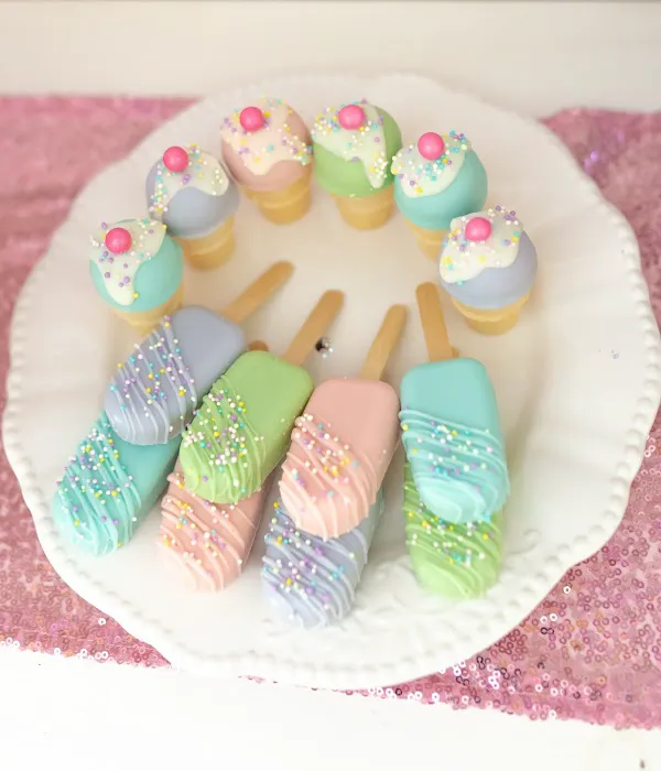 Danielle's Delicious Desserts Picture 4