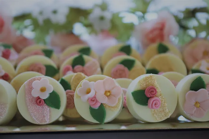 Danielle's Delicious Desserts Picture 8