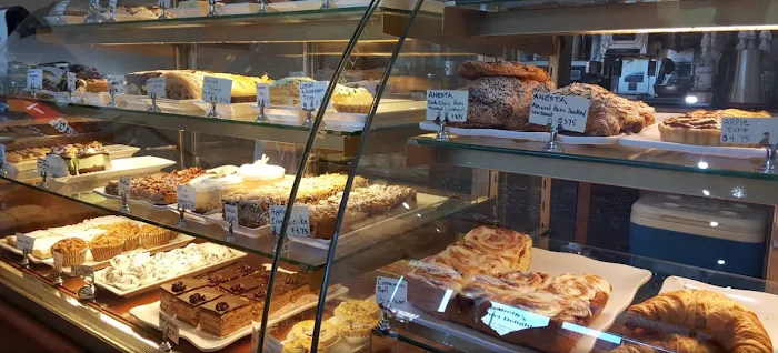 Elizabeth's Gourmet Delights Picture 3