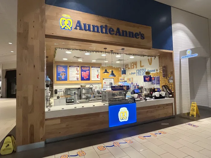 Auntie Anne's Picture 5