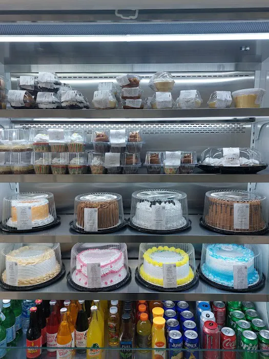 Diana Delicias Bakery Picture 8