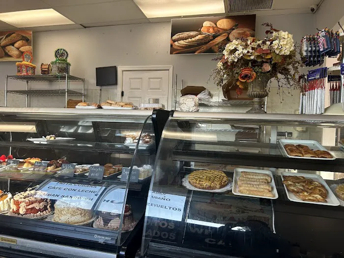 Yuli's Bakery - 14+ years in the business Picture 10