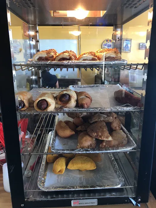 Medellín Bakery & Sandwich Shop of Tampa Picture 10