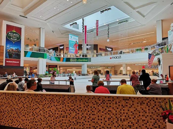 Cinnabon Picture 6