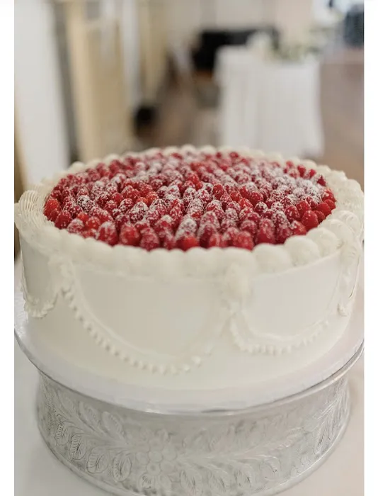 Claudia's Heavenly Flans & Cakes Picture 7