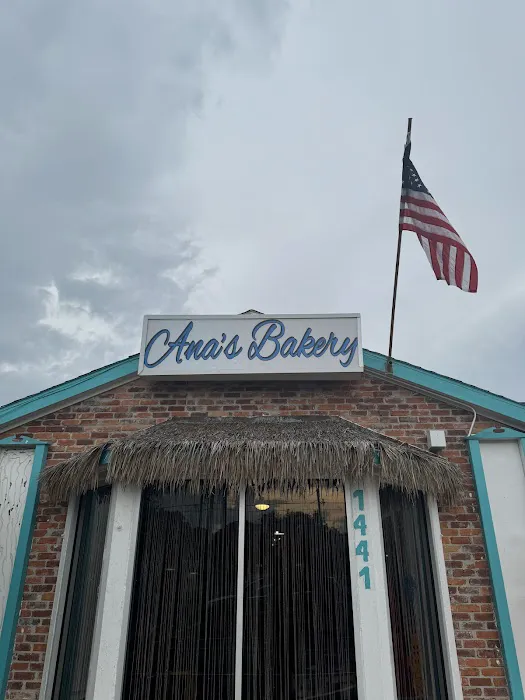 Ana’s Bakery Picture 10