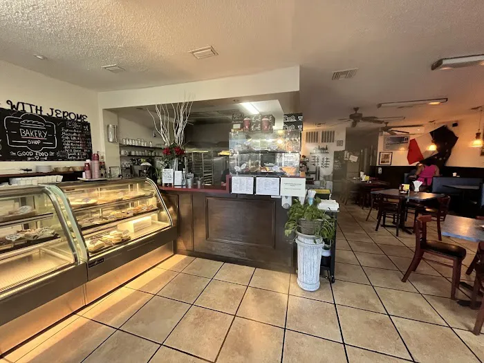 French Bakery / Chez David Picture 10