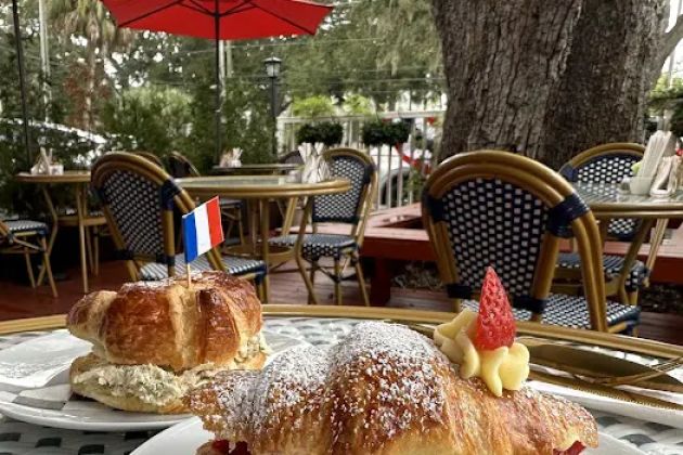 Le Belleair Cafe