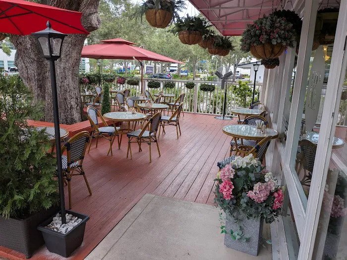 Le Belleair Cafe Picture 3