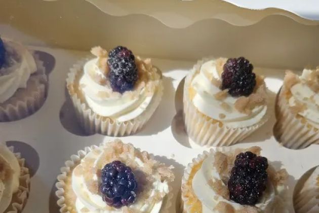 Sugared Whisk Bakery