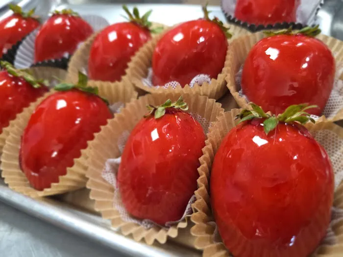 Karamelado Cakes & Pastries Picture 10