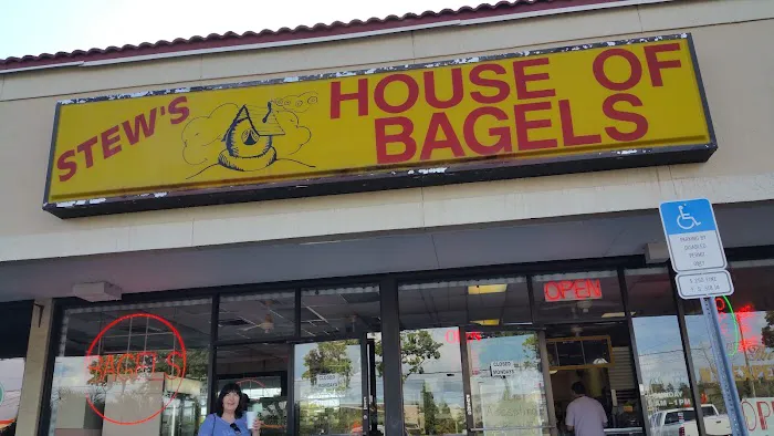 Stew's House of Bagels Picture 2