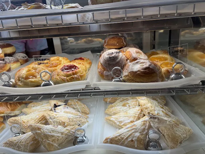 Cafe de Paris Bakery Picture 2