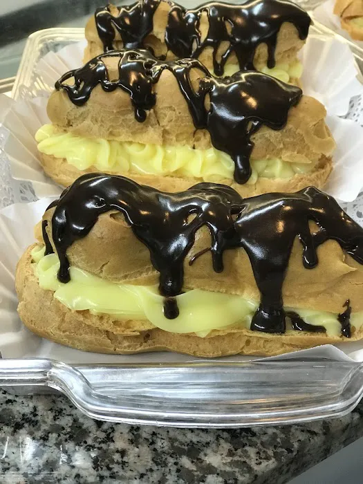 Main Street Bakery Picture 3