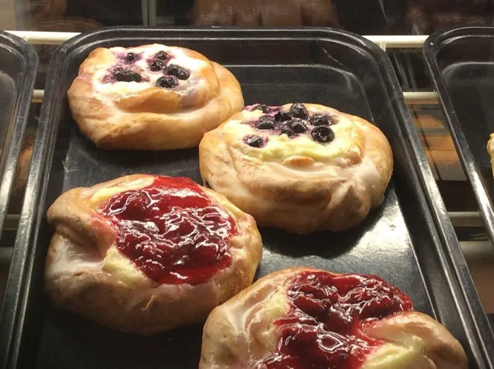 Fray's Donut House Picture 2