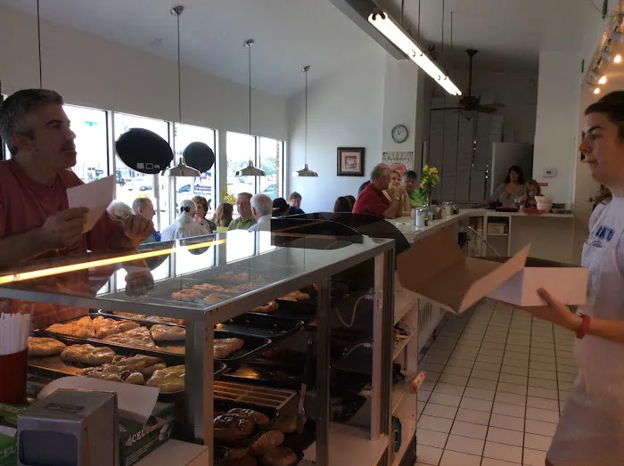 Fray's Donut House Picture 7