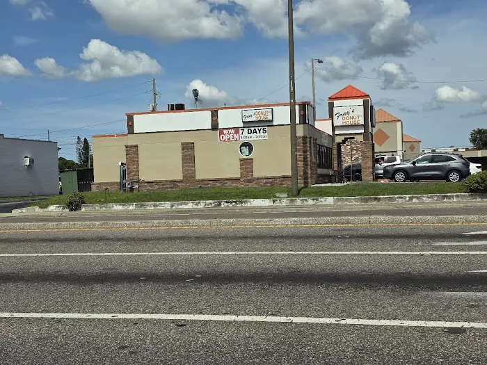 Fray's Donut House Picture 1
