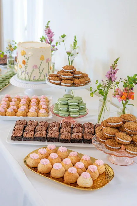 Wandering Whisk Bakeshop: Tampa Bay Weddings, Events & Classes Picture 6
