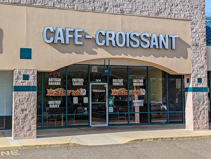 Cafe Croissant Picture 2