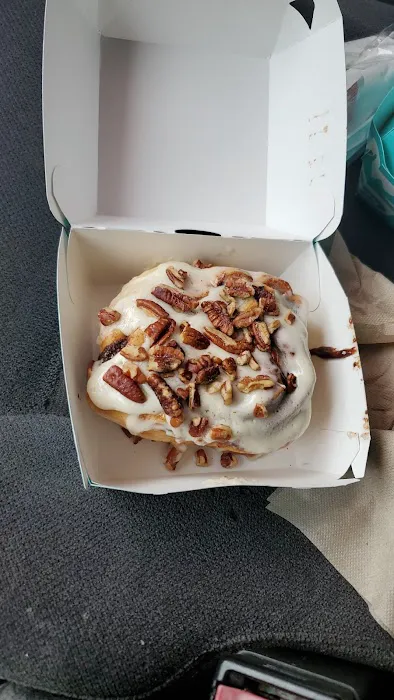 Cinnabon Picture 4