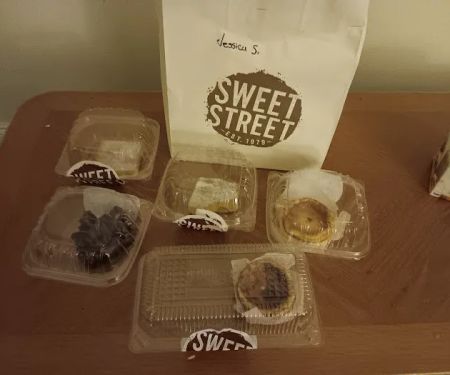 Sweet Truth Bakery