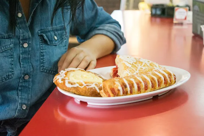 Fray's Donut House Picture 9