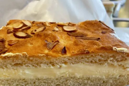 Cafe Mozart German Bakery