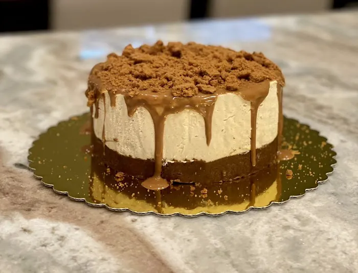 Corina's Cakes and Bakes Picture 7