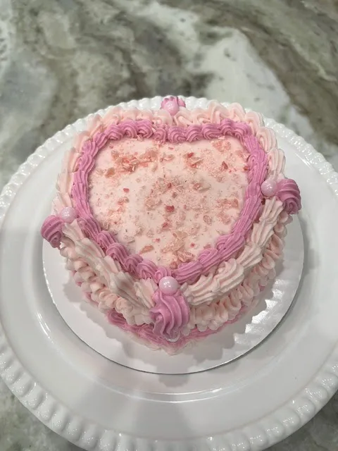 Corina's Cakes and Bakes Picture 4