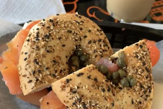 Bellau2019s Bagels and Cafe!!!