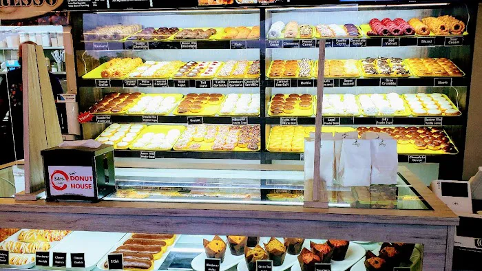 Fray's Donut House Picture 4