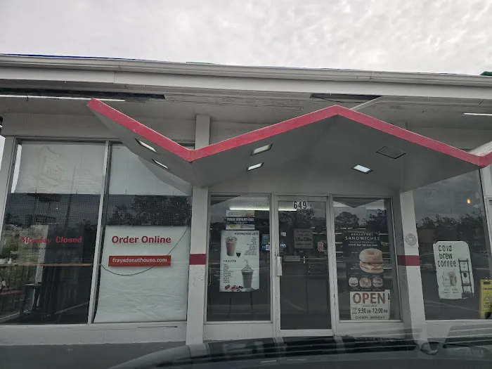 Fray's Donut House Picture 2
