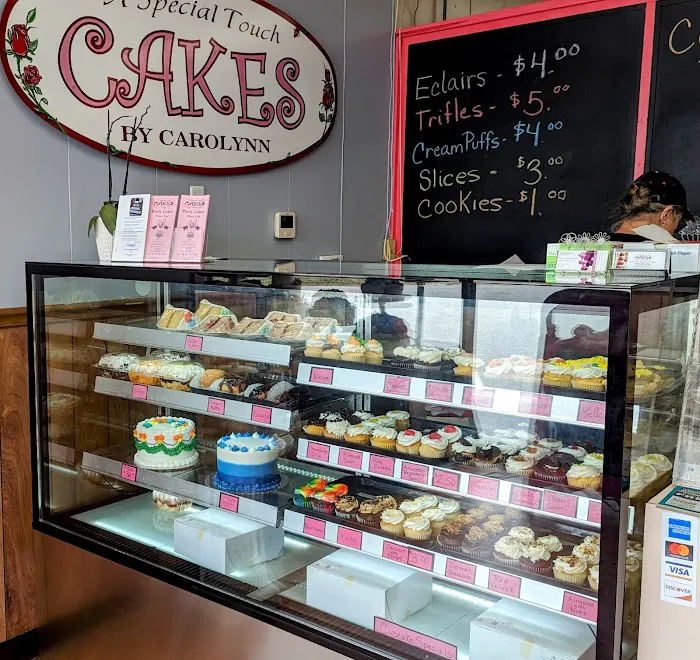 A Special Touch - Cakes By Carolynn Picture 9