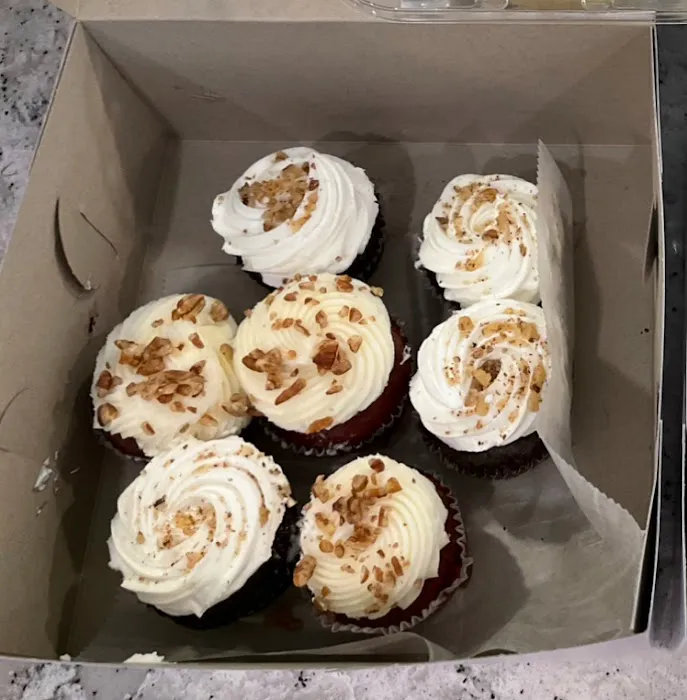 A Special Touch - Cakes By Carolynn Picture 2