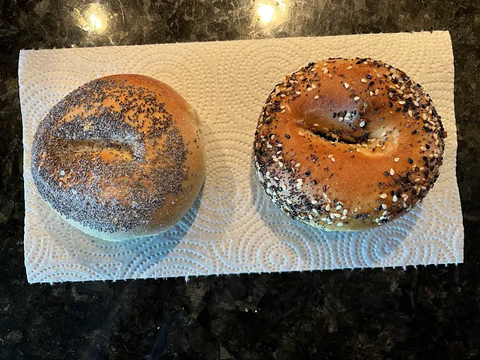 Pete's Bagels Picture 9