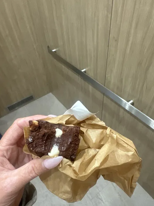 Mad Mama Bakes Picture 2
