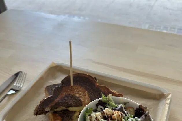 Seymour’s Bagel Shop