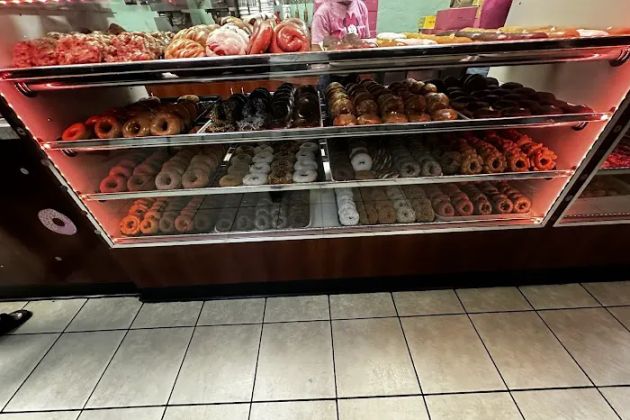 Hole In One Donuts